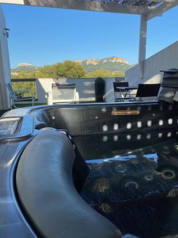 W Apartment Cassis